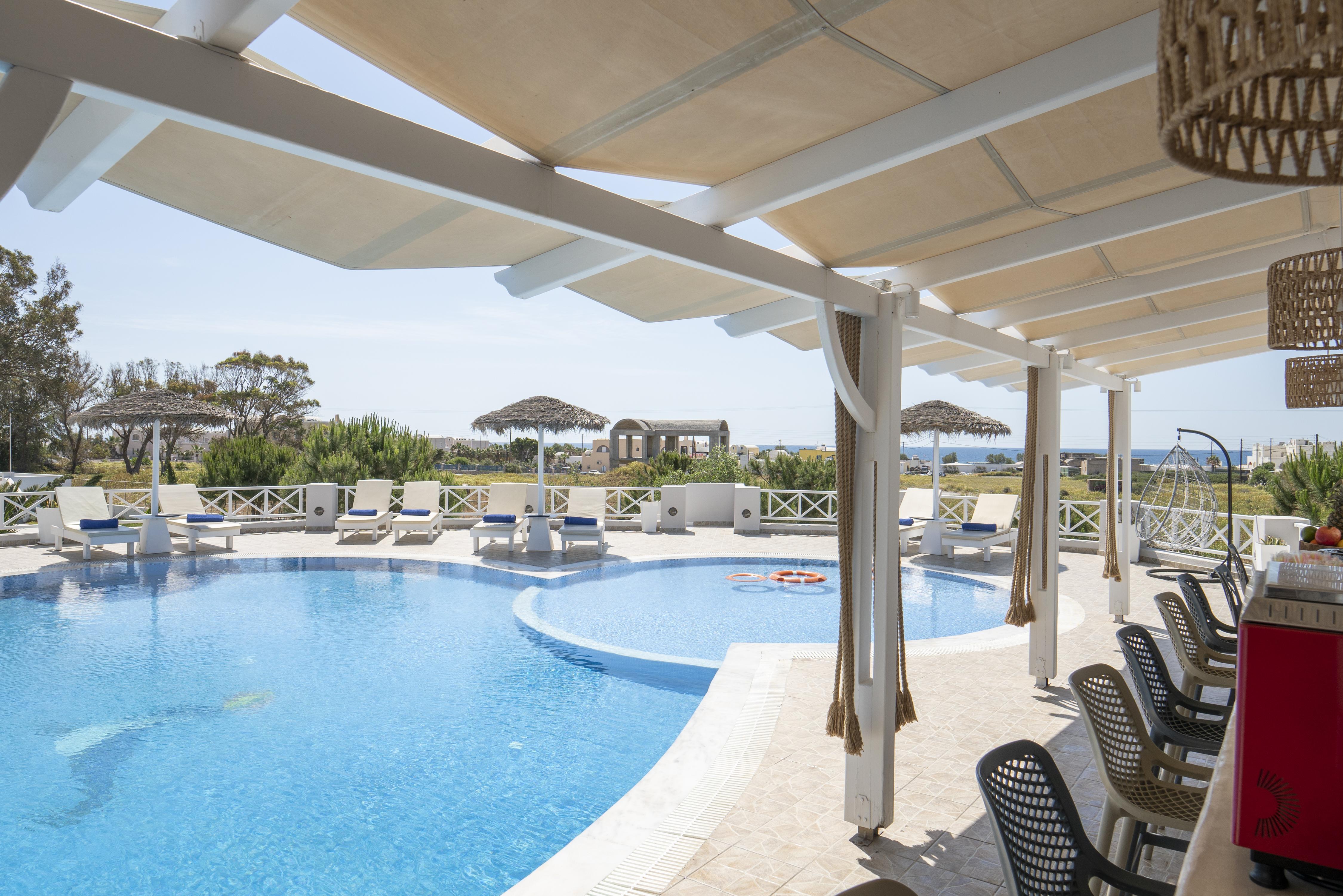 Hotel Bella Santorini à Agios Georgios  Extérieur photo