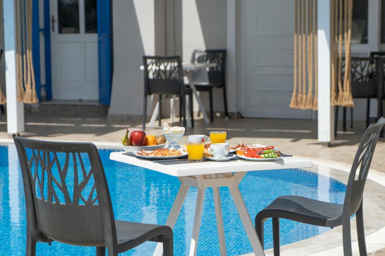 Hotel Bella Santorini à Agios Georgios  Extérieur photo